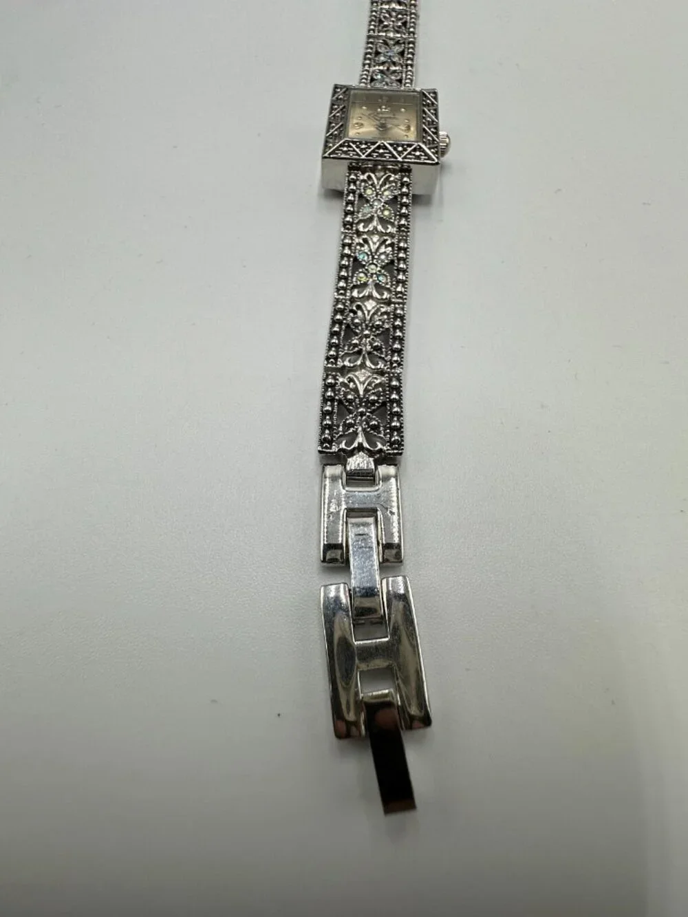 3/$30 Royalton Watch Women Silver Tone Rhinestone Accents Beige Dial 5.75”